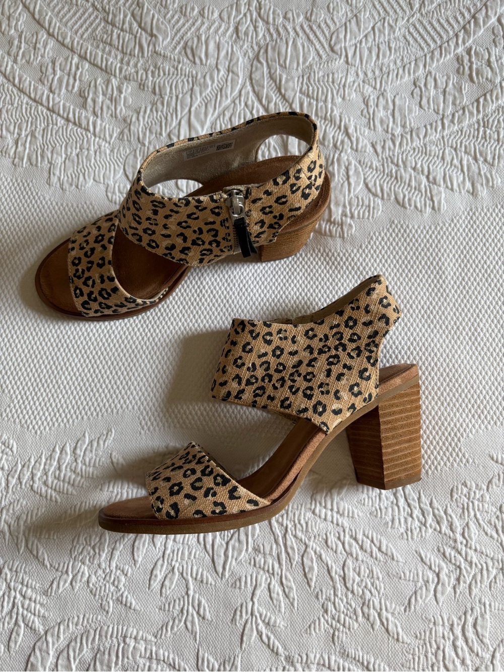 Toms Majorca sandals cheetah animal print block heel size 7